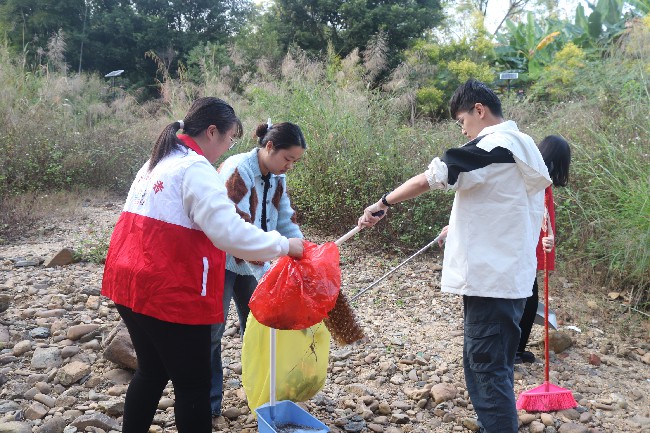 【国际志愿者日】坝仔镇卫生大清扫,志愿我先行.jpg