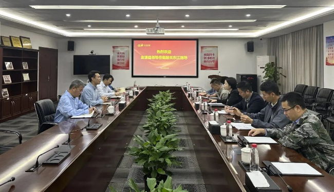 钟真带队深入企业调研督导