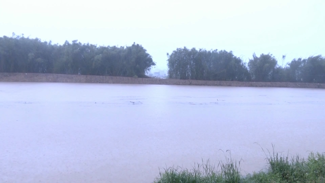 翁源县积极应对雨情&nbsp;确保汛期安全.mp4_20230419_180250.212.jpg