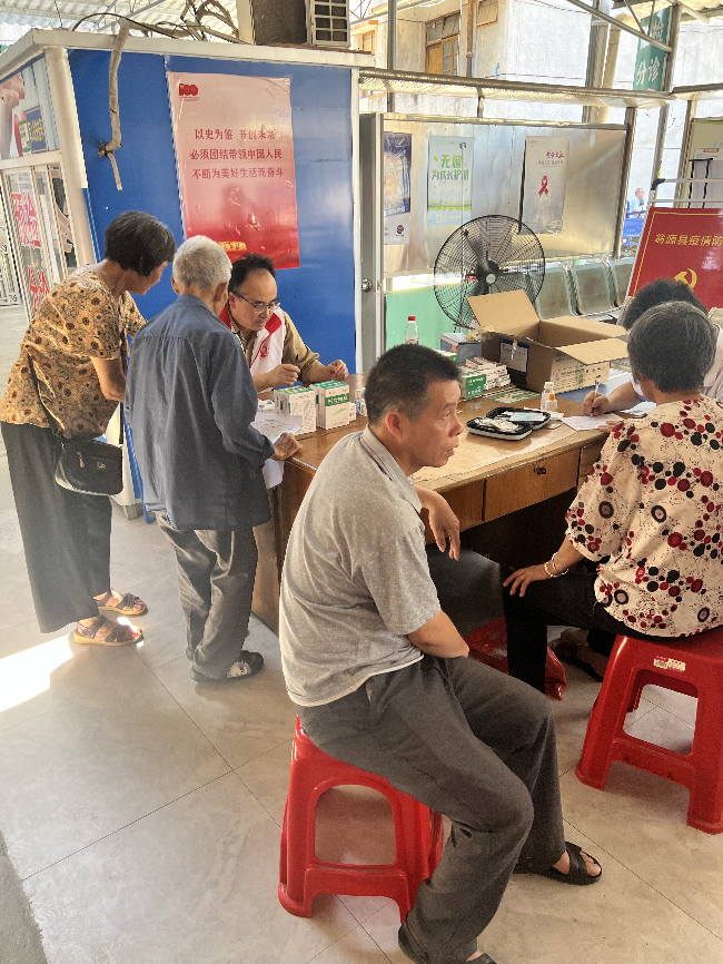 志愿服务到新江，送医送药送健康.png