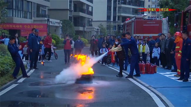 翁源县开展2023年“预防为主 生命至上”暨“119”消防宣传月志愿服务活动.mp4_20231202_153536.041.jpg