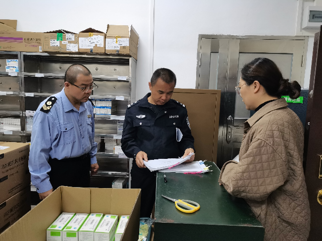 筑牢麻精药品防线多部门联合开展麻精药品专项督导检查1.png