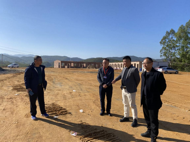 【招商引资】龙仙镇：跟进招引项目建设情况   助力项目加速建成投产.png