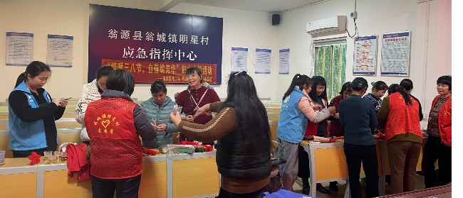 翁城镇：“情暖三八节，自信绽芳华”妇女志愿活动.jpg