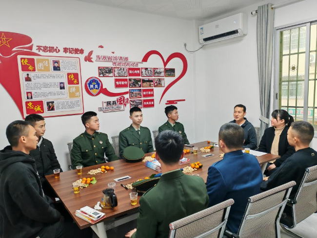 龙仙镇开展2024年春季退役士兵返乡座谈会.png