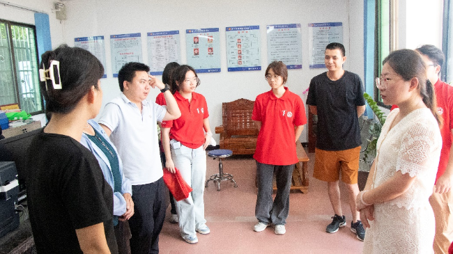 “乡约”葡园探发展 携手共筑新图景2.png