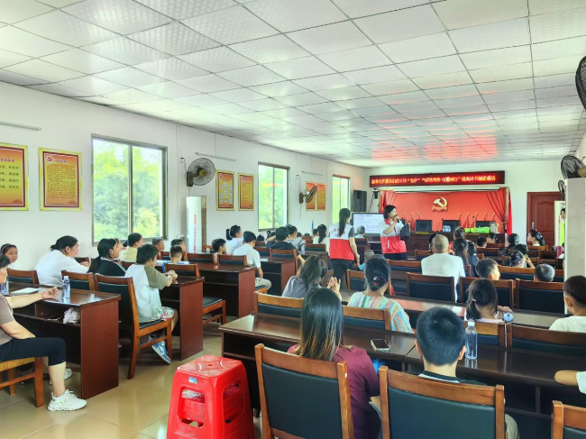 【我们的节日&middot;七夕】龙仙镇蓝青村开展“我们的节日&middot;七夕”——“以诗为伴 与爱同行”经典诗书朗读活动.png