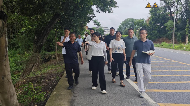 熟乡情 知村况 促发展——新江镇党委书记罗颖到连心村部署“百千万工程”典型村培育工作1.png