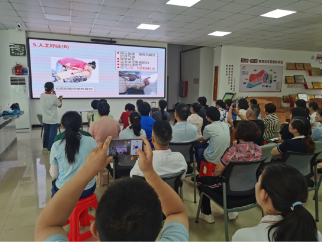 龙仙镇幸福社区开展“护航生命，‘救’在身边”急救知识和技能培训活动.png
