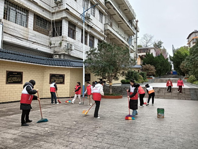 龙仙镇组织开展“学雷锋 做志愿 服务改革建新功”新时代文明实践系列活动4.png