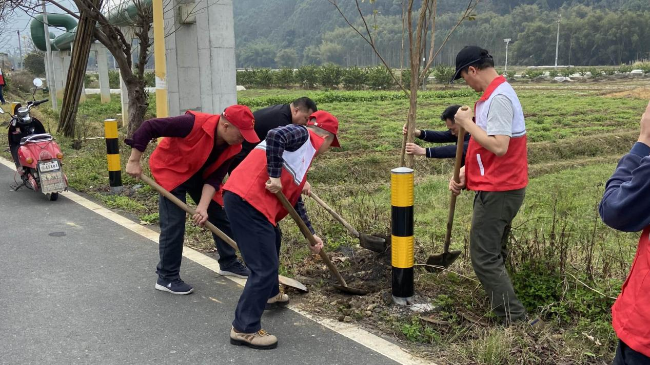 翁城镇定南村开展绿美乡村主题活动稿（2025.3.12）.png