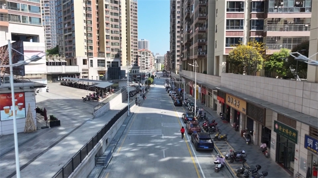 翁源智慧停车雨天安全提醒服务 助力车主安心出行.mp4_20250328_171016.648.jpg