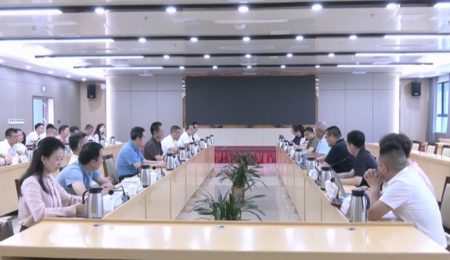 智纲智库创始人王志纲率团队来翁考察文旅产业