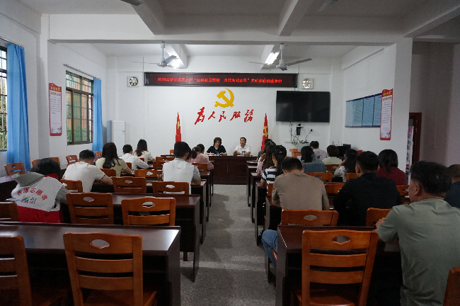 新江镇民光村开展“弘扬家庭美德 共筑良好家风”文明家庭创建主题活动.png