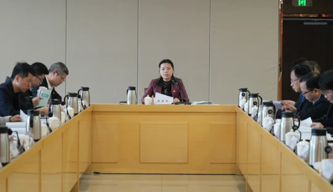 翁源县直机关工委召开2025年度党组...